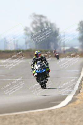 media/Sep-20-2025-TrackDaz (Sat) [[27f0cde673]]/B Group/220pm (Turn 9)/